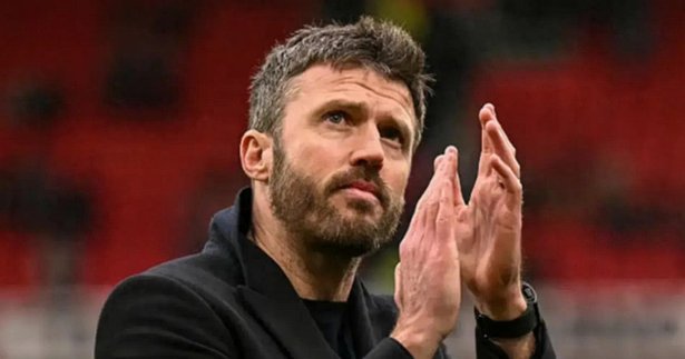 跟队：卡里克两大致命决策致联赛失利，裁判绝非输球主因