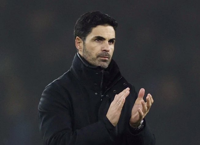 塔帅身边人称他坚信阿森纳能双冠王，若英超丢冠是巨大失败