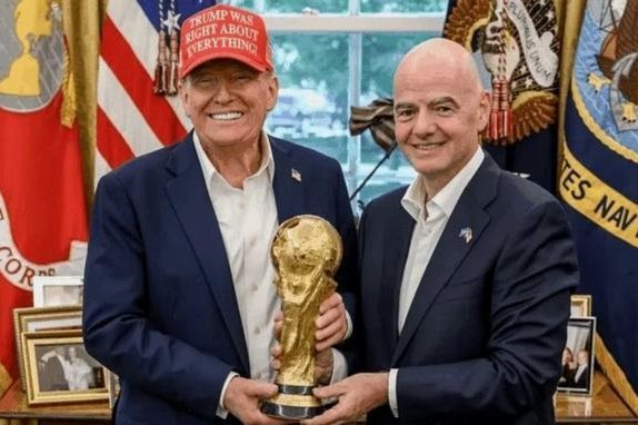 特朗普曝因凡蒂诺提议中美联合举办世界杯