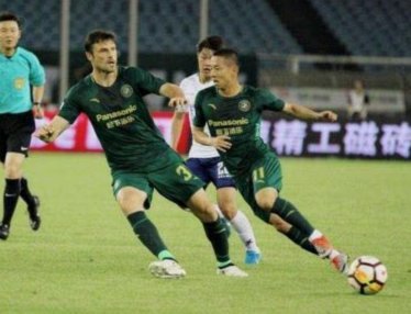 22岁新星力克绿城核心助球队取胜
