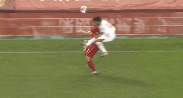 u16打了60分钟，越南翻天了，45度炸我们了。哈哈