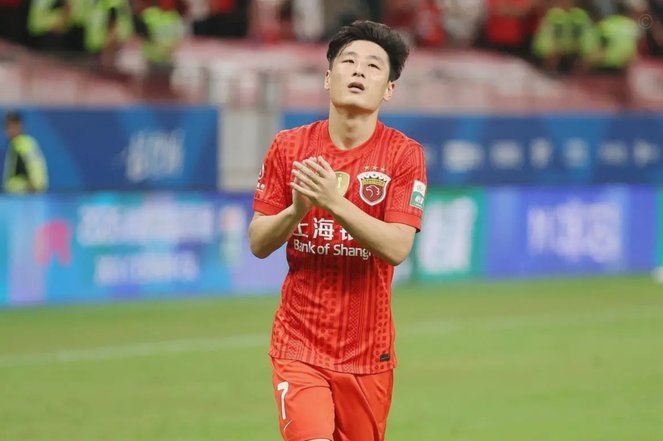 海港主场憾平大田市民：安佩姆红牌引援危机